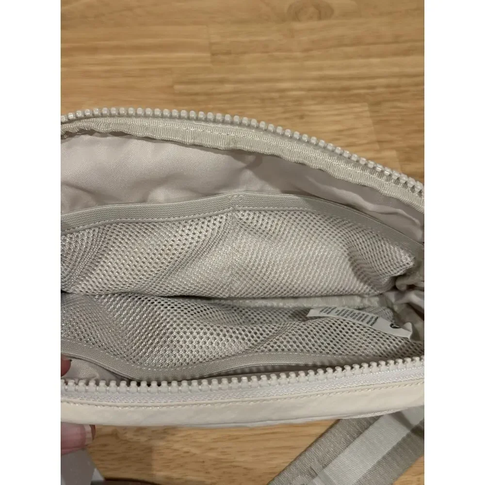 Lululemon Everywhere Belt Bag 1L White Opal Belt Bag Crossbody Fanny Pack OS